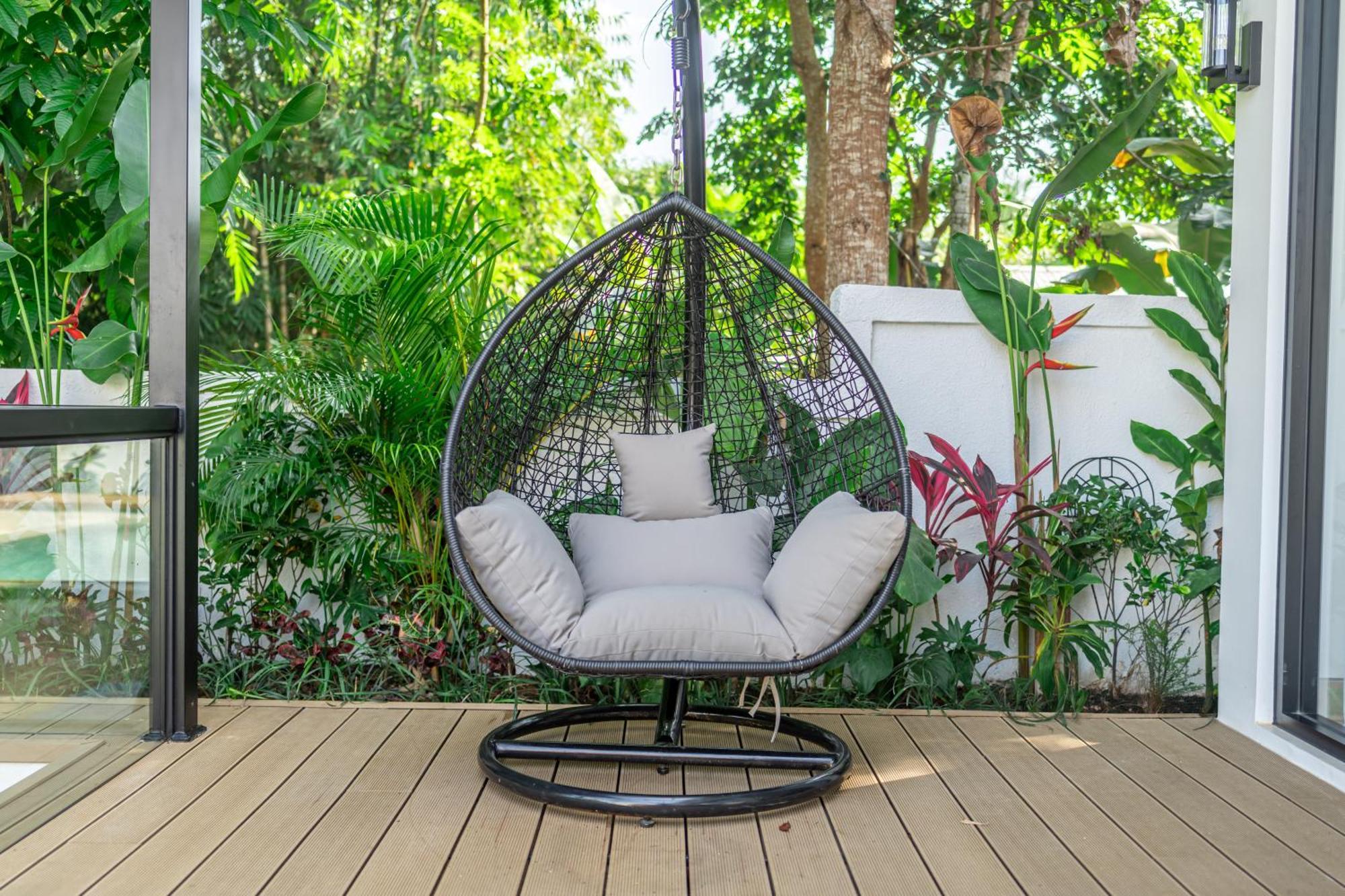 Brand-New Villa With Gorgeous Jungle Views And An Expansive Pool Ubud  Exterior photo